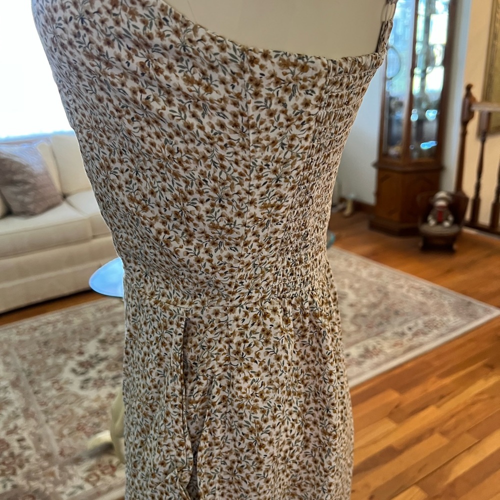 Old Navy Floral Print V-Neck Cami Jumpsuit - Picture 11 of 15